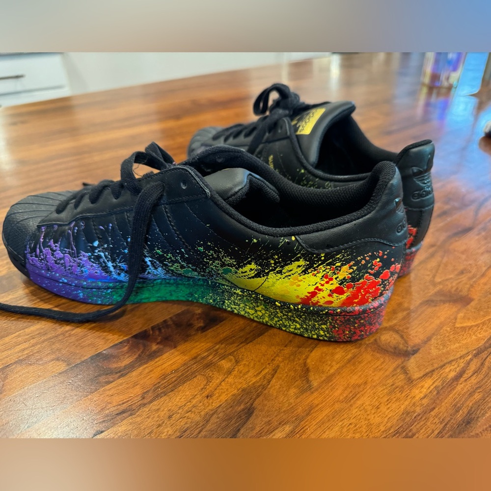 Adidas Pride Shoe
